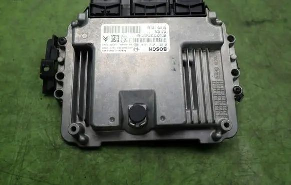 Peugeot 407 Engine control unit/module ECU 