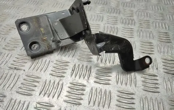 Volkswagen Golf VII ABS pump bracket 5Q1614235