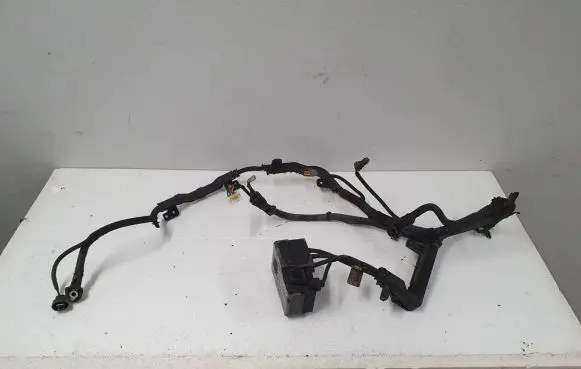 KIA Sportage Positive cable (battery) 918523U420
