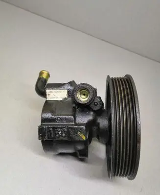 Opel Calibra Power steering pump 90473167 26027163