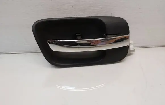 Chrysler 300 - 300C Rear door interior handle