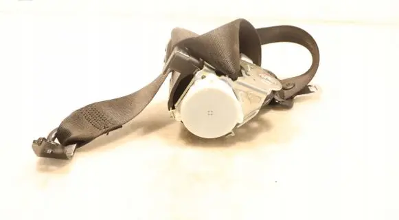 BMW 1 F20 F21 Front seatbelt