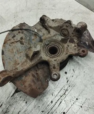 BMW X5 E53 Front wheel hub spindle knuckle
