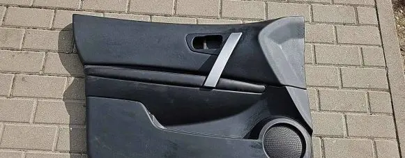 Nissan Qashqai Front door card panel trim 80923JD100