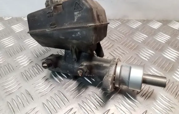 Volvo S70 V70 V70 XC Master brake cylinder 9203845