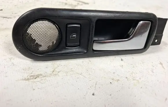Volkswagen PASSAT B5 Rear door interior handle 3B0839114AK
