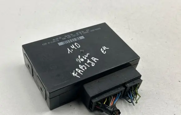 Skoda Fabia Mk1 (6Y) Comfort/convenience module 6Q0959433H 5DK00812701