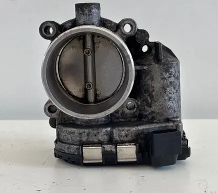 Mercedes-Benz E W211 Throttle valve A2711410025