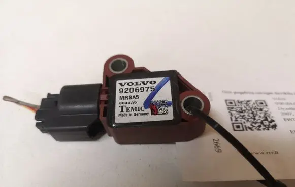 Volvo V50 Airbag deployment crash/impact sensor 9206975 MRSA5 8840A5