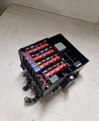Ford Fiesta Fuse box set 8V5114A073AA