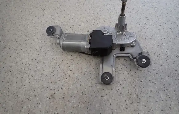 Toyota Corolla Verso AR10 Wiper motor 