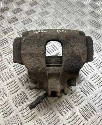 Volvo XC70 Front brake caliper
