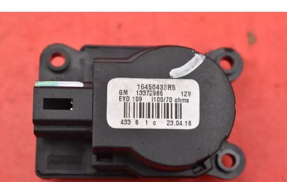 Opel Mokka X Air flap motor/actuator 13372966