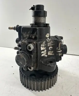 Alfa Romeo 147 Fuel injection high pressure pump 0055205935 0445010150 9959873