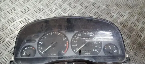 Ford Mondeo MK I Speedometer (instrument cluster) 93bb10c956ca 93bb-10c956-c