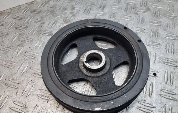 Toyota Yaris Crankshaft pulley