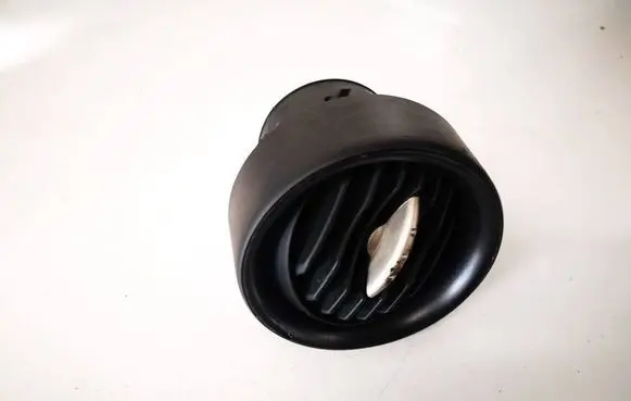 Seat Ibiza III (6L) Dash center air vent grill 