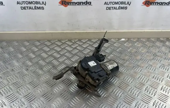 Opel Zafira C Wiper motor W000027365