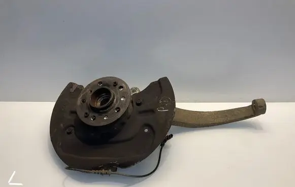 Mercedes-Benz ML W164 Front wheel hub A1643302220 1643302220