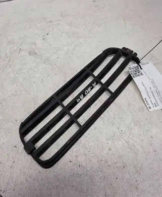 Audi 80 90 S2 B4 Front bumper lower grill 
