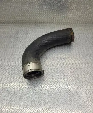 Volvo V40 Intercooler hose/pipe 31370044