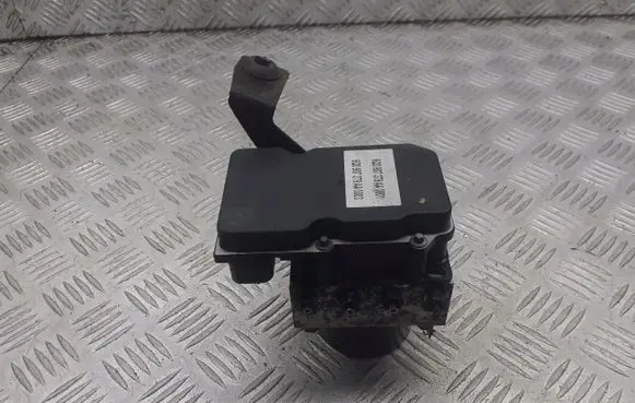 Skoda Fabia Mk1 (6Y) ABS Pump