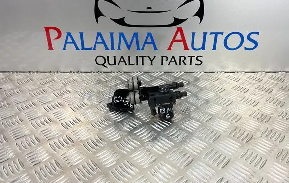 BMW 6 F12 F13 Coolant heater control valve 17128517