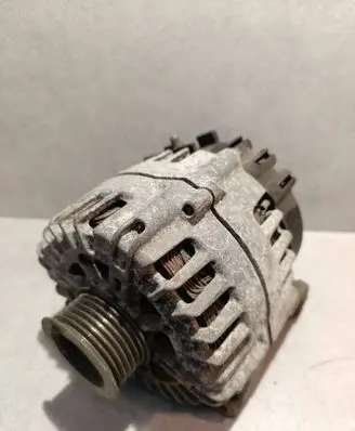 BMW 1 E81 E87 Generator/alternator FG18S019 2543461C 7802261