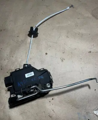 Audi A4 S4 B6 8E 8H Front door lock 4B1837015G PA66309GF