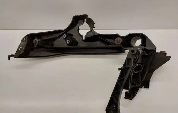 Audi A4 S4 B8 8K Headlight/headlamp mounting bracket 8K0805608A