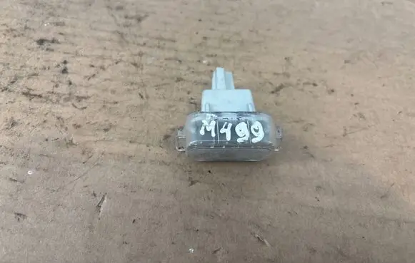 Mazda 6 Number plate light A052889 4382