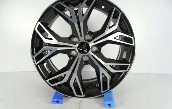 Mitsubishi Outlander Original wheel cap MZ315060