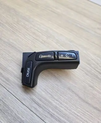 Volvo S80 Steering wheel buttons/switches 30710254