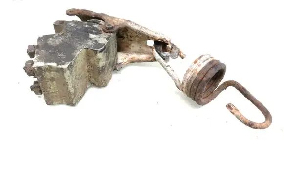 Volkswagen PASSAT B4 Brake power pressure regulator 357612151