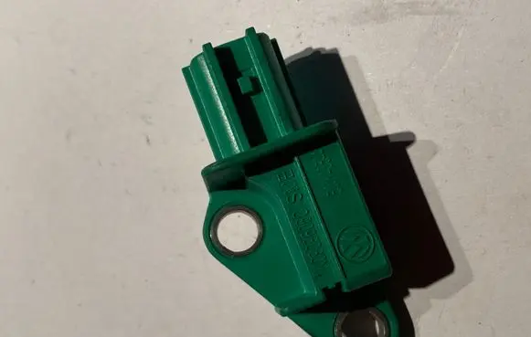 Audi Q7 4L Airbag deployment crash/impact sensor 1K0909606C
