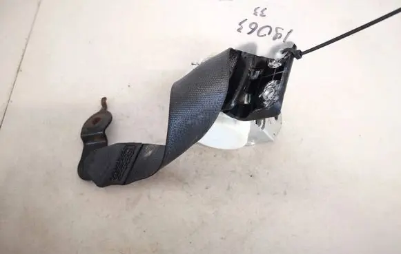 Fiat Croma Rear seatbelt 33053982b