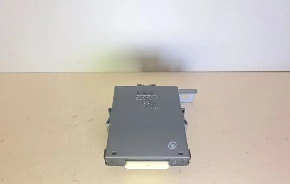 Subaru Outback Door central lock control unit/module 88821AG010 2324005411
