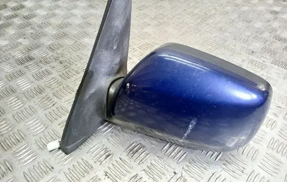 Toyota Corolla Verso E121 Front door electric wing mirror 