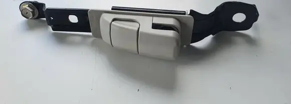Mazda 3 II Seat belt height adjuster 