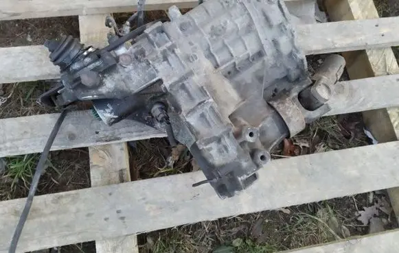 Suzuki Grand Vitara I Gearbox transfer box case 