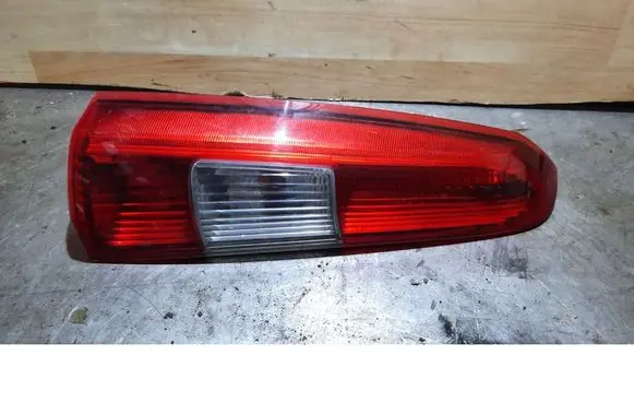 Volvo V70 Rear/tail lights