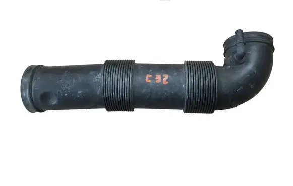 Porsche Cayenne (9PA) Air intake hose/pipe 7L5128684A