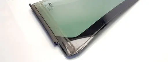 Opel Vectra C Rear vent window glass 