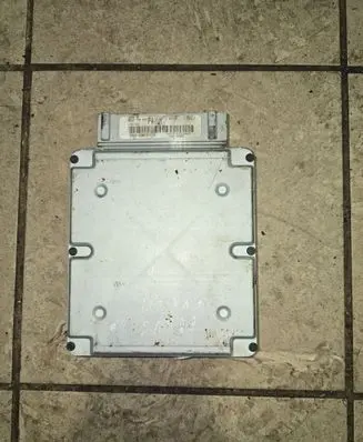 Ford Focus Engine control unit/module 98AB12A650CXC CAD9D09 E11000287