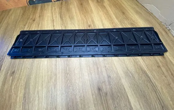Trunk/boot floor carpet liner