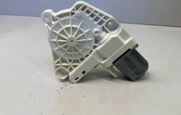 Audi A6 C7 Rear door window regulator motor 8K0959812A