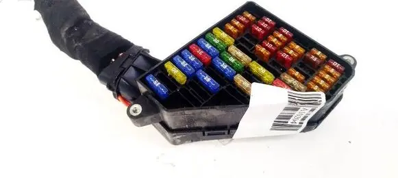 Volkswagen Polo IV 9N3 Fuse box set