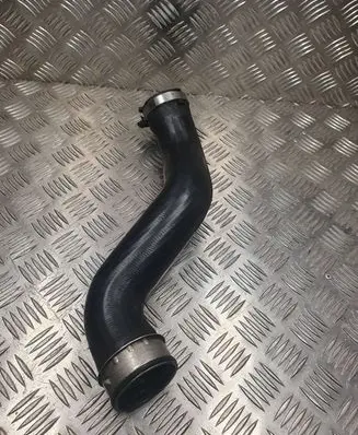 Audi A4 S4 B7 8E 8H Intercooler hose/pipe 8E0145737F