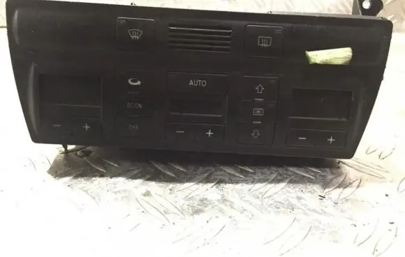Audi A6 S6 C5 4B Climate control unit 4b0820043f