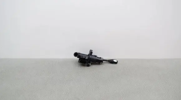Clutch slave cylinder